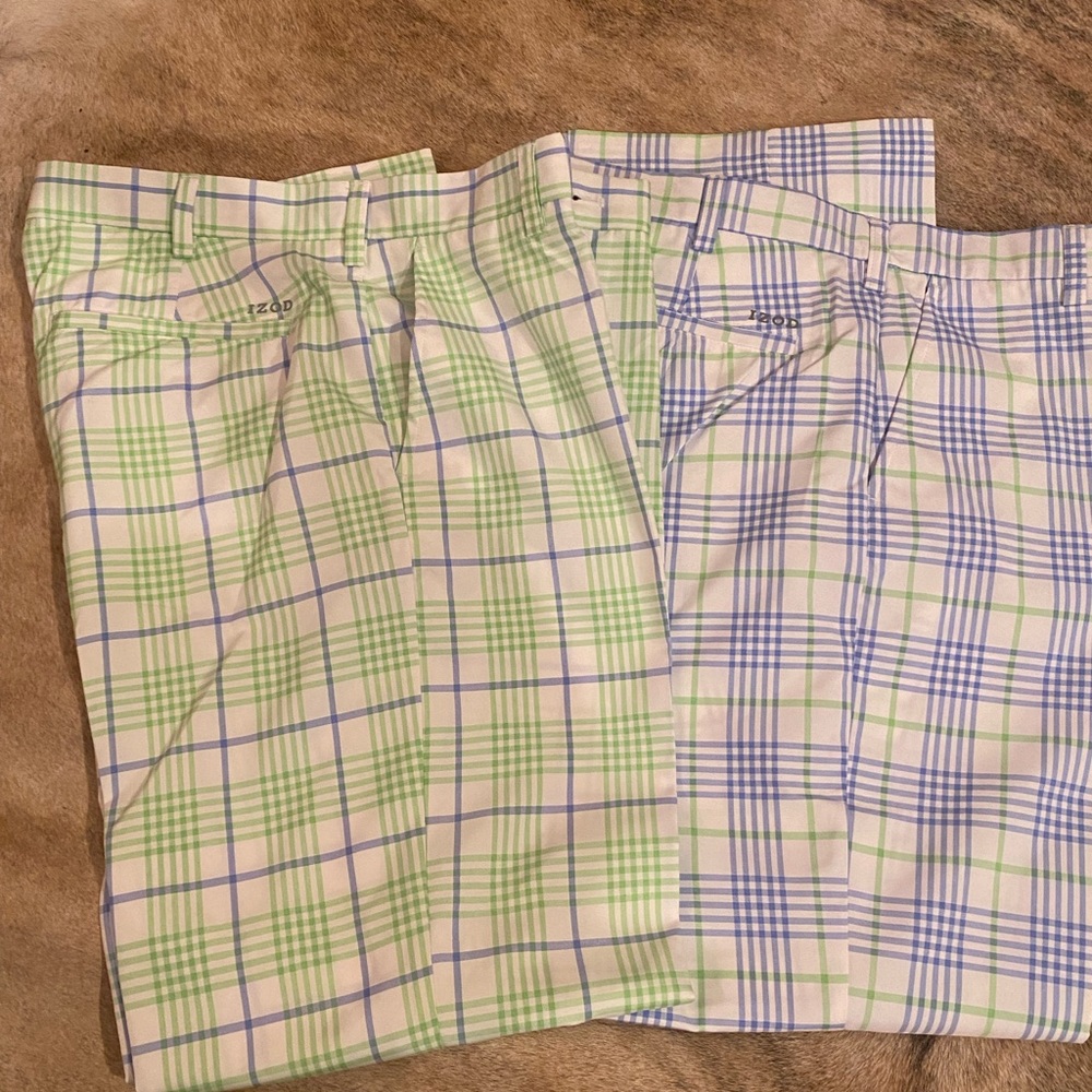 IZOD 2 pair men’s plaid golf pants